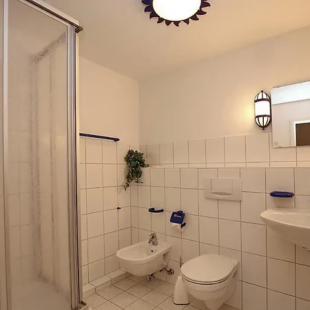 Augusta 13 Больтенхаген